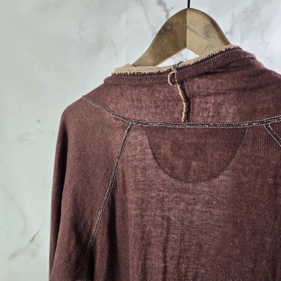 Wilfred Free Cardigan Women Small Red Button Lightweight Top Slouchy Aritzia - Picture 6 of 12